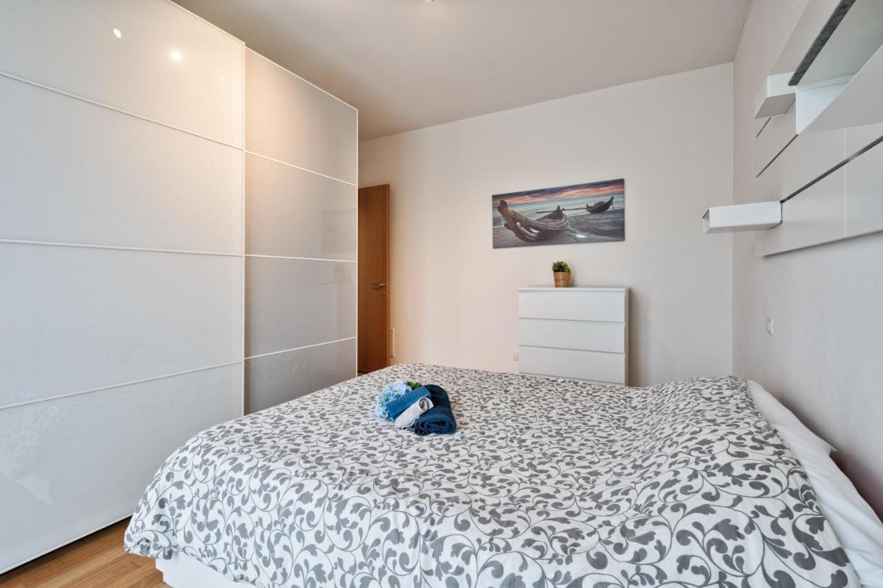 Casa Alessandro Con Piscina Lago Di Garda Salionze Exterior foto