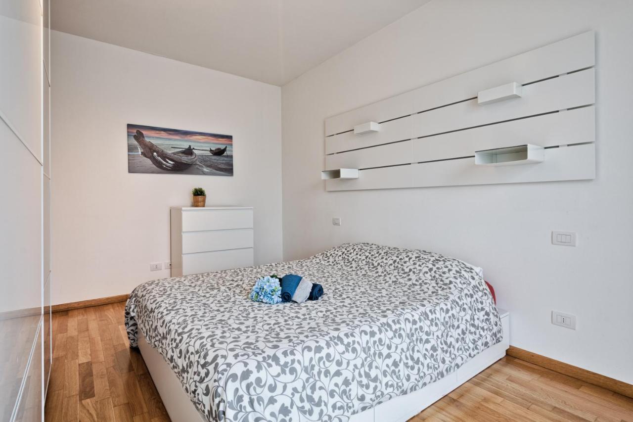 Casa Alessandro Con Piscina Lago Di Garda Salionze Exterior foto